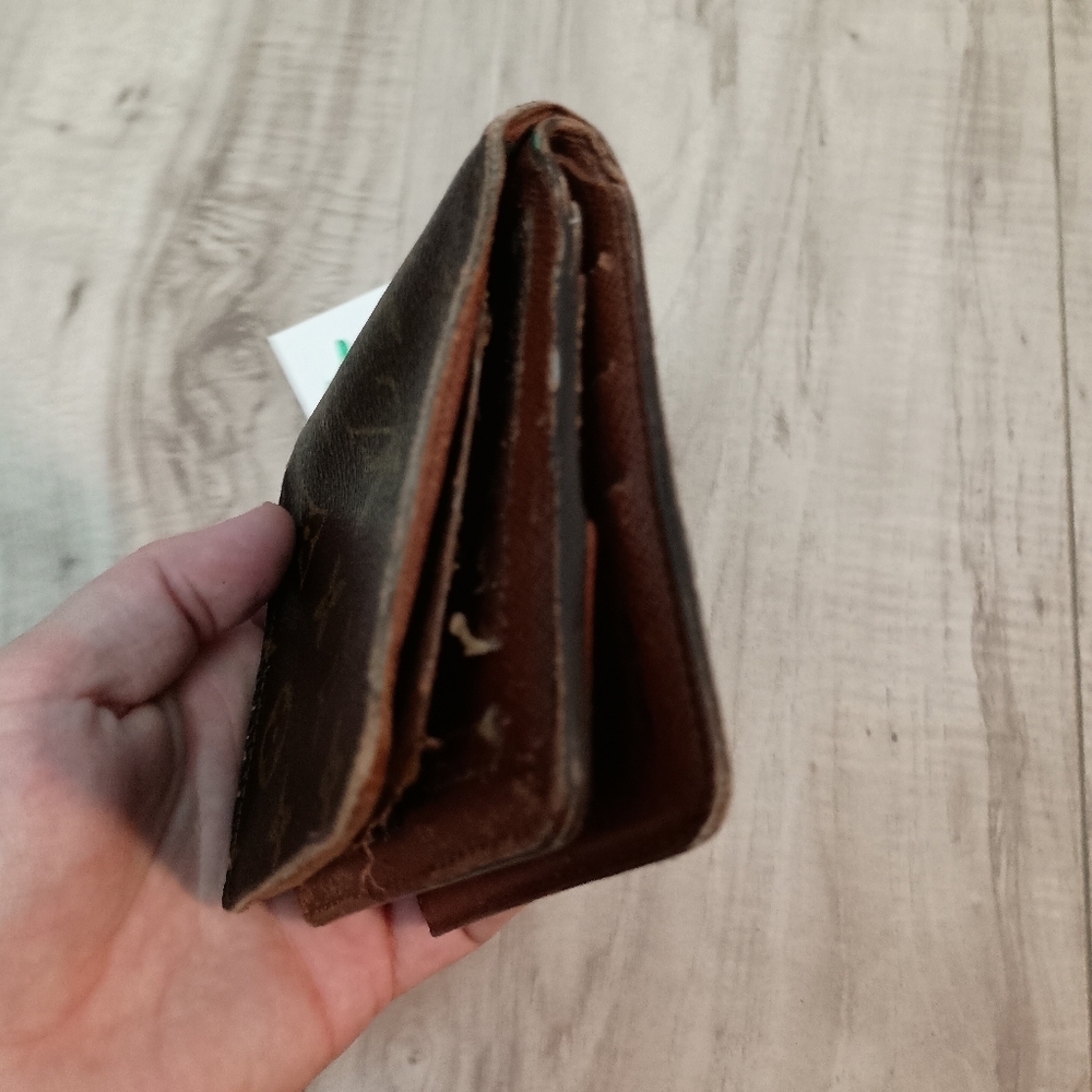 Louis Vuitton Brown Monogram Compact Wallet - Picture 8 of 11
